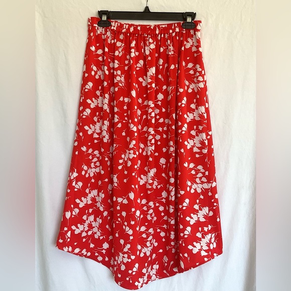 J. Crew Bright red and white floral print Skirt - Picture 2 of 6